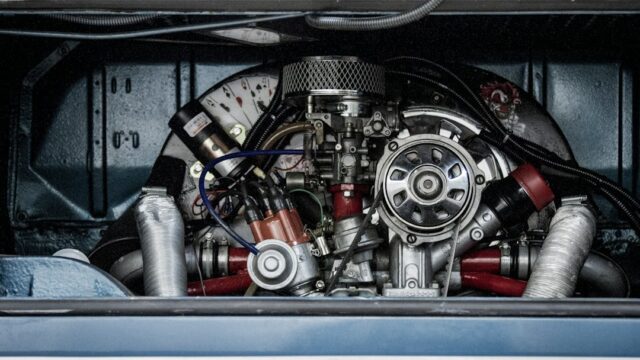 Black and red engine ba y — Go-Kart Engine 200cc