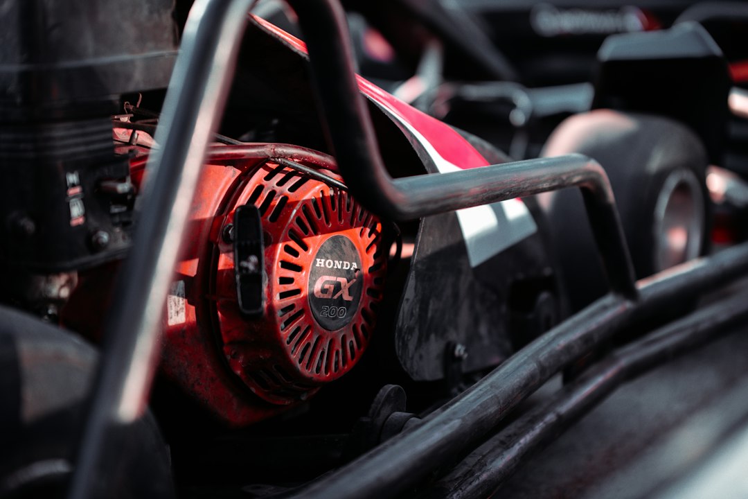 A close up of a red and black engine — Go-Kart Engine Starter Guide